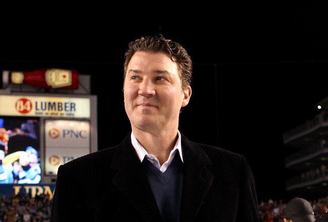 PITTSBURGH, PA - JANUARY 01:  Mario Lemieux, former Canadian professional ice hockey player, attends the the 2011 NHL Bridgestone Winter Classic between the Washington Capitals and the Pittsburgh Penguins at Heinz Field on January 1, 2011 in Pittsburgh, Pennsylvania.  (Photo by Jamie Squire/Getty Images)