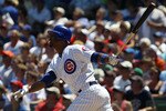 CHICAGO - JULY 16: Derrek Lee #25 of the Chicago Cubs takes a swing against the Philadelphia Phillies at Wrigley Field on July 16, 2010 in Chicago, Illinois. The Cubs defeated the Phillies 4-3. (Photo by Jonathan Daniel/Getty Images)