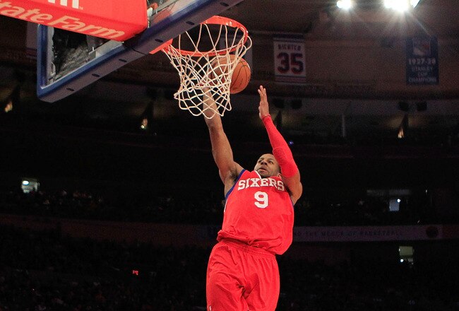 NEW YORK, NY - FEBRUARY 06:  Andre Iguodala #9 of the Philadelphia 76ers prepares to dunk the ball against the New York Knicks at Madison Square Garden on February 6, 2011 in New York City. NOTE TO USER: User expressly acknowledges and agrees that, by downloading and/or using this Photograph, User is consenting to the terms and conditions of the Getty Images License Agreement. The Knicks defeated the 76ers 117-103.  (Photo by Chris Trotman/Getty Images)