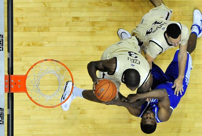 NASHVILLE, TN - FEBRUARY 12:  Festus Ezeli #3 and Jeffery Taylor #44 of the Vanderbilt Commodores battle Terrence Jones #3 of the Kentucky Wildcats for a rebound at Memorial Gym on February 12, 2011 in Nashville, Tennessee. Vanderbilt won 81-77.  (Photo by Grant Halverson/Getty Images)