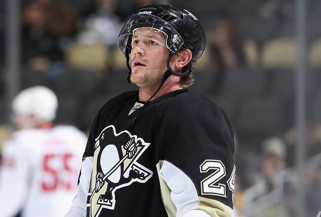 PITTSBURGH, PA - FEBRUARY 21:  Matt Cooke #24 of the Pittsburgh Penguins warms up before the NHL game against the Washington Capitals at Consol Energy Center on February 21, 2011 in Pittsburgh, Pennsylvania. The Capitals defeated the Penguins 1-0.  (Photo by Christian Petersen/Getty Images)