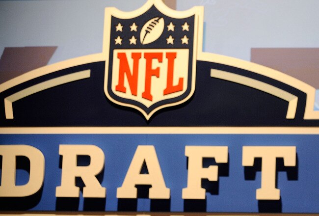 NEW YORK - APRIL 22:  Jahvid Best from the California Golden Bears holds up a Detroit Lions jersey after the Lions selected Best number 30 overall during the first round of the 2010 NFL Draft at Radio City Music Hall on April 22, 2010 in New York City.  (Photo by Jeff Zelevansky/Getty Images)