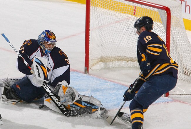 BUFFALO, NY - FEBRUARY 23: Ondrej Pavelec #31 of the Atlanta Thrashers makes a save as Tim Connolly #19 of the Buffalo Sabres looks for a rebound at HSBC Arena on February 23, 2011 in Buffalo, New York.  (Photo by Rick Stewart/Getty Images)