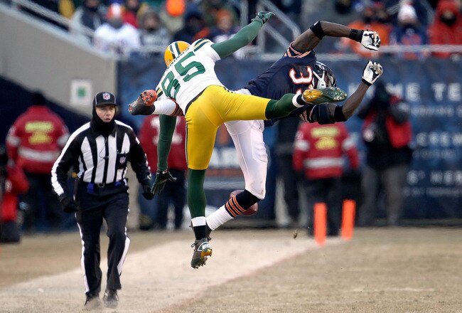 CHICAGO, IL - JANUARY 23:  Charles Tillman #33 of the Chicago Bears is unable to intercept a pass intended for Greg Jennings #85 of the Green Bay Packers in the third quarter of the NFC Championship Game at Soldier Field on January 23, 2011 in Chicago, Illinois.  (Photo by Jonathan Daniel/Getty Images)