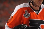 PHILADELPHIA - JUNE 02:  The Stanley Cup Final logo is seen on the uniform of Chris Pronger #20 of the Philadelphia Flyer in Game Three of the 2010 NHL Stanley Cup Final against the Chicago Blackhawks at Wachovia Center on June 2, 2010 in Philadelphia, Pennsylvania.  (Photo by Bruce Bennett/Getty Images)