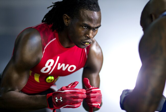 Rsz_ua_ftbl_jjones_216_crop_650x440