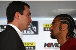 LONDON, ENGLAND - APRIL 20:  David Haye (R) of the United Kingdom and Wladimir Klitschko (L) of Ukraine pose during a press conference at The Hospital Club on April 20, 2009 in London, England. The IBF, IBO and WBO World Heavyweight Championship fight between Wladimir Klitschko and David Haye will take place at the Veltins Arena on June 20, 2009 in Gelsenkirchen, Germany.  (Photo by Ryan Pierse/Getty Images)