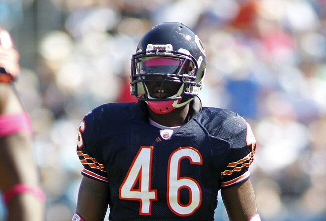 CHARLOTTE, NC - OCTOBER 10: Safety Chris Harris #46 of the Chicago Bears stands on the field against the Carolina Panthers at Bank of America Stadium on October 10, 2010 in Charlotte, North Carolina. (Photo by Geoff Burke/Getty Images)