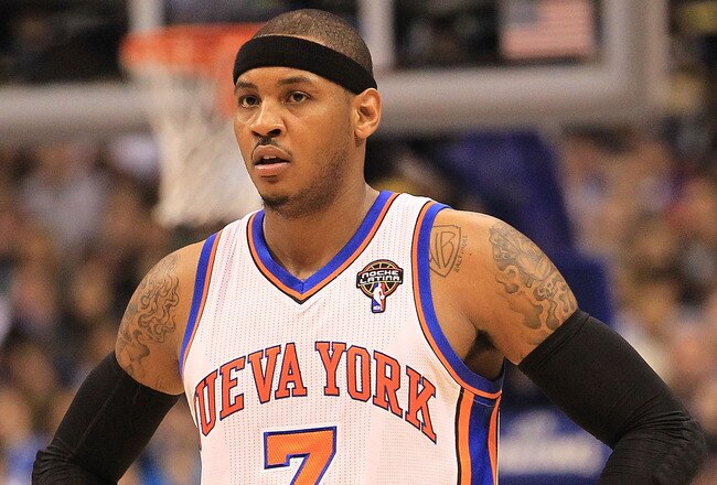 DALLAS, TX - MARCH 10:  Forward Carmelo Anthony #7 of the New York Knicks at American Airlines Center on March 10, 2011 in Dallas, Texas.  NOTE TO USER: User expressly acknowledges and agrees that, by downloading and or using this photograph, User is consenting to the terms and conditions of the Getty Images License Agreement.  (Photo by Ronald Martinez/Getty Images)