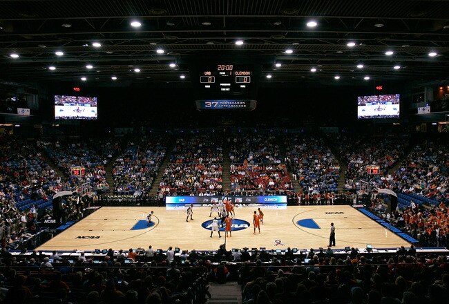 DAYTON, OH - MARCH 15: A general view of the opening tip off between the Clemson Tigers and the UAB Blazers during the first round of the 2011 NCAA men's basketball tournament at UD Arena on March 15, 2011 in Dayton, Ohio.  (Photo by Mike Lawrie/Getty Images)