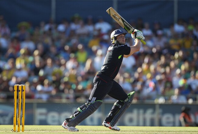 PERTH, AUSTRALIA - FEBRUARY 06: Luke Wright of England hits out during game seven of the Commonwealth Bank One Day International Series between Australia and England at WACA on February 6, 2011 in Perth, Australia.  (Photo by Tom Shaw/Getty Images)