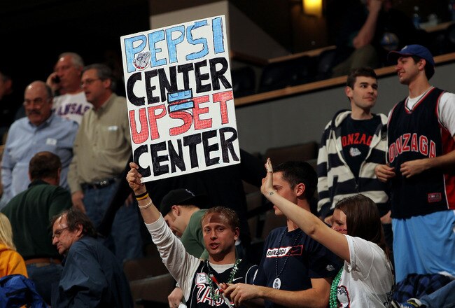 DENVER, CO - MARCH 17:  A fan of the Gonzaga Bulldogs holds up a sign reading 'Pepsi Center Upset Center' after his team defeated the St. John's Red Storm in the second round of the 2011 NCAA men's basketball tournament at Pepsi Center on March 17, 2011 in Denver, Colorado.  (Photo by Doug Pensinger/Getty Images)