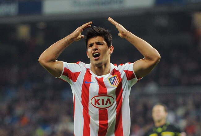 MADRID, SPAIN - JANUARY 13: Sergio Aguero of Atletico Madrid reacts during the Copa del Rey quarter final first leg match between Real Madrid and Atletico Madrid at Estadio Santiago Bernabeu on January 13, 2011 in Madrid, Spain.  (Photo by Denis Doyle/Getty Images)