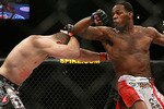 Jon_jones_spinning_elbow_original_crop_150x100