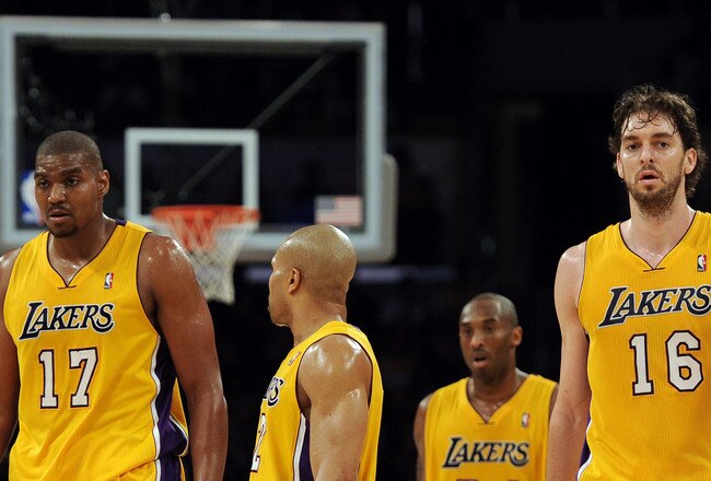 LOS ANGELES, CA - FEBRUARY 03:  Pau Gasol #16, Andrew Bynum #17, Kobe Bryant #24 and Derek Fisher #2 of the Los Angeles Lakers head to the bench after a time out trailing the San Antonio Spurs during the second half at Staples Center on February 3, 2011 in Los Angeles, California.  NOTE TO USER: User expressly acknowledges and agrees that, by downloading and or using this photograph, User is consenting to the terms and conditions of the Getty Images License Agreement.  (Photo by Harry How/Getty Images)