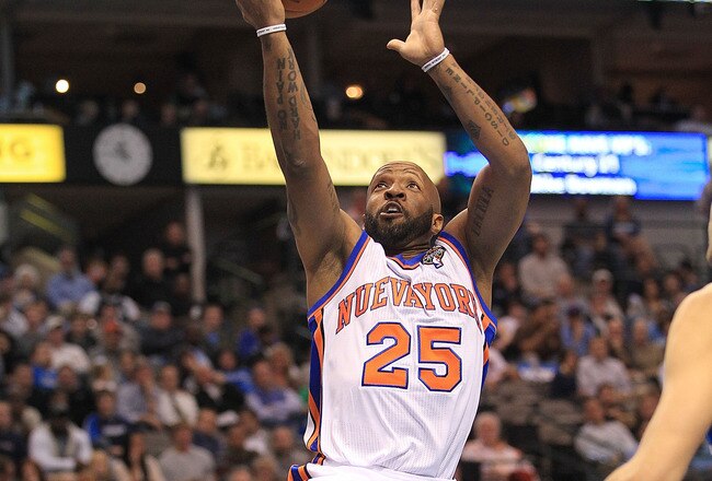 DALLAS, TX - MARCH 10:  Anthony Carter #25 of the New York Knicks at American Airlines Center on March 10, 2011 in Dallas, Texas.  NOTE TO USER: User expressly acknowledges and agrees that, by downloading and or using this photograph, User is consenting to the terms and conditions of the Getty Images License Agreement.  (Photo by Ronald Martinez/Getty Images)