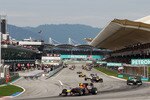 KUALA LUMPUR, MALAYSIA - APRIL 04:  Mark Webber of Australia and Red Bull Racing drives during the Malaysian Formula One Grand Prix at the Sepang Circuit on April 4, 2010 in Kuala Lumpur, Malaysia.  (Photo by Paul Gilham/Getty Images)