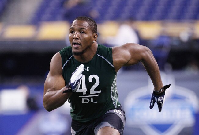 INDIANAPOLIS, IN - FEBRUARY 28:  Defensive lineman Robert Quinn of North Carolina runs through a drill during the 2011 NFL Scouting Combine at Lucas Oil Stadium on February 28, 2011 in Indianapolis, Indiana. (Photo by Joe Robbins/Getty Images)