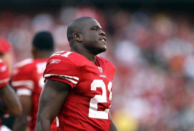 SAN FRANCISCO - NOVEMBER 14:  Frank Groe #21 of the San Francisco 49ers stands on the sidelines during their game against the St. Louis Rams at Candlestick Park on November 14, 2010 in San Francisco, California.  (Photo by Ezra Shaw/Getty Images)