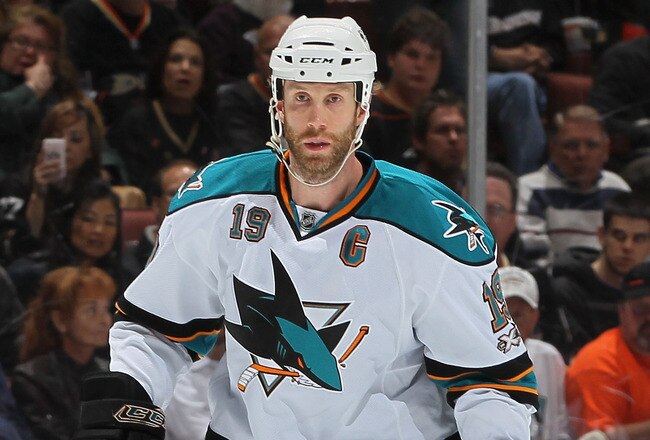 ANAHEIM, CA - APRIL 06:  Joe Thornton #15 of the San Jose Sharks skates against the Anaheim Ducks at Honda Center on April 6, 2011 in Anaheim, California.  (Photo by Jeff Gross/Getty Images)