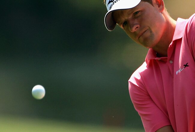 HILTON HEAD ISLAND, SC - APRIL 23:  Luke Donald of England chips the ball on the 5th hole during the third round of The Heritage at Harbour Town Golf Links on April 23, 2011 in Hilton Head Island, South Carolina.  (Photo by Streeter Lecka/Getty Images)