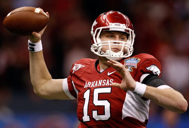 NEW ORLEANS, LA - JANUARY 04:  Ryan Mallett #15 of the Arkansas Razorbacks looks to pass against the Ohio State Buckeyes during the Allstate Sugar Bowl at the Louisiana Superdome on January 4, 2011 in New Orleans, Louisiana.  (Photo by Chris Graythen/Getty Images)