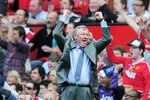 MANCHESTER, ENGLAND - APRIL 23:  Sir Alex Ferguson, manager of Manchester United celebrates after the final whistle during the Barclays Premier League match between Manchester United and Everton at Old Trafford on April 23, 2011 in Manchester, England.  (Photo by Shaun Botterill/Getty Images)