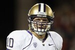 TUCSON, AZ - OCTOBER 23:  Quarterback Jake Locker #10 of the Washington Huskies during the college football game against the Arizona Wildcats at Arizona Stadium on October 23, 2010 in Tucson, Arizona. The Wildcats defeated the Huskies 44-14.  (Photo by Christian Petersen/Getty Images)