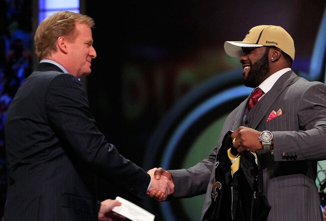 NEW YORK, NY - APRIL 28:  NFL Commissioner Roger Goodell (L) greets Mark Ingram, #28 overall pick by the New Orleans Saints, on stage during the 2011 NFL Draft at Radio City Music Hall on April 28, 2011 in New York City.  (Photo by Chris Trotman/Getty Images)