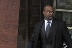MINNEAPOLIS, MN - APRIL 14: Former NFL Players Association executive director DeMaurice Smith (L) and linebacker Ben Leber of the Minnesota Vikings leave a court ordered mediation at the U.S. Courthouse on April 14, 2011 in Minneapolis, Minnesota. Mediation was ordered after a hearing on an antitrust lawsuit filed by NFL players against the NFL owners when labor talks between the two broke down last month.  (Photo by Hannah Foslien /Getty Images)