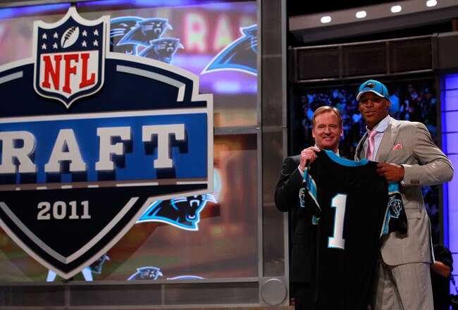NEW YORK, NY - APRIL 28:  NFL Commissioner Roger Goodell poses for a photo with Carolina Panthers #1 overall pick Cam Newton from Auburn during the 2011 NFL Draft at Radio City Music Hall on April 28, 2011 in New York City.  (Photo by Chris Trotman/Getty Images)