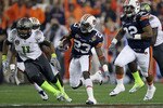 GLENDALE, AZ - JANUARY 10:  Onterio McCalebb #23 of the Auburn Tigers runs the ball in the first quarter against the Oregon Ducks during the Tostitos BCS National Championship Game at University of Phoenix Stadium on January 10, 2011 in Glendale, Arizona.  (Photo by Ronald Martinez/Getty Images)
