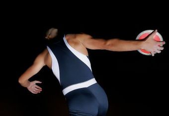 Discus-throwing_original_crop_340x234