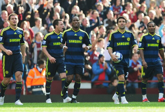 BIRMINGHAM, UNITED KINGDOM - OCTOBER 17:  (L-R) Frank Lampard, John Terry, Didier Drogba, Deco and Florent Malouda of Chelsea look dejected as James Collins of Aston Villa scores their second goal during the Barclays Premier League match between Aston Villa and Chelsea at Villa Park on October 17, 2009 in Birmingham, England.  (Photo by Michael Regan/Getty Images)