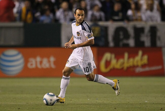 CARSON, CA - MAY 07:  Landon Donovan #10 of the Los Angeles Galaxy moves the ball against the New York Red Bulls at The Home Depot Center on May 7, 2011 in Carson, California.  (Photo by Jeff Gross/Getty Images)
