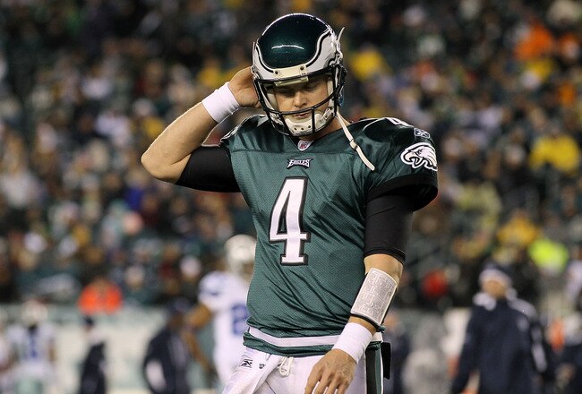 PHILADELPHIA, PA - JANUARY 02:  Kevin Kolb #4 of the Philadelphia Eagles looks on against the Dallas Cowboys on January 2, 2011 at Lincoln Financial Field in Philadelphia, Pennsylvania.  (Photo by Jim McIsaac/Getty Images)