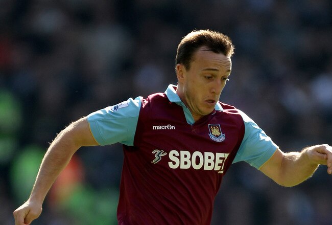 LONDON, ENGLAND - MARCH 19:  Mark Noble of West Ham in action during the Barclays Premier League match between Tottenham Hotspur and West Ham United at White Hart Lane on March 19, 2011 in London, England.  (Photo by Ian Walton/Getty Images)