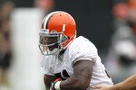 BEREA, OH - MAY 01:  Montario Hardesty #31 of the Cleveland Browns takes a hand off from Colt McCoy #12 during rookie mini camp at the Cleveland Browns Training and Administrative Complex on May 1, 2010 in Berea, Ohio.  (Photo by Gregory Shamus/Getty Images)