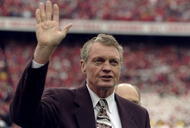 31 Oct 1998:  Former head coach Tom Osborne of the Nebraska Cornhuskers waves to the crowd during the game against the Texas Longhorns at the Memorial Stadium in Lincoln, Nebraska. The Longhorns defeated the Cornhuskers 20-16. Mandatory Credit: Brian Bahr  /Allsport