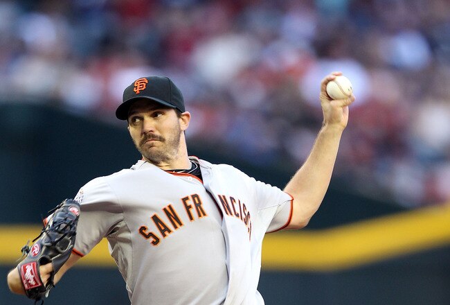 PHOENIX, AZ - APRIL 16:  Starting pitcher Barry Zito #75 of the San Francisco Giants pitches against the Arizona Diamondbacks during the Major League Baseball game at Chase Field on April 16, 2011 in Phoenix, Arizona.  (Photo by Christian Petersen/Getty Images)