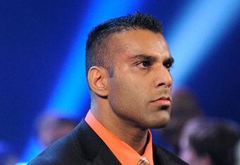 khali kissing