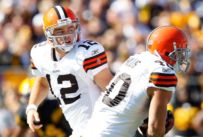PITTSBURGH - OCTOBER 17:  Colt McCoy #12 of the Cleveland Browns hands the ball off to Peyton Hillis #40 during the game against the Pittsburgh Steelers on October 17, 2010 at Heinz Field in Pittsburgh, Pennsylvania.  (Photo by Jared Wickerham/Getty Images)
