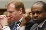 Roger-goodell-demaurice-smith-2009-10-28-11-46-28_crop_150x100