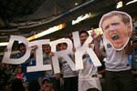 DALLAS, TX - JUNE 12:  Dallas Mavericks fans support Dirk Nowitzki at American Airlines Center during the NBA Finals watch party on June 12, 2011 in Dallas, Texas.  (Photo by Tom Pennington/Getty Images)