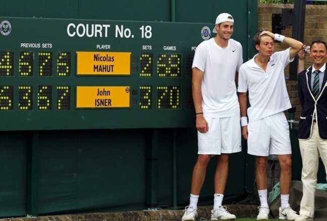 Isner-mahut-wimbledon10a_crop_650x440