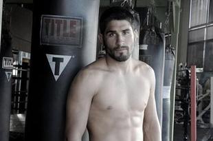 Alex_soto_crop_310x205