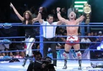 อัพเดท CM Punk อำลา WWE - เผย Punk ไม่ชนะใน PPV มาปีกว่า, JR เชื่อ Zack Ryder เตรียมดัง, Sin Cara ย้ายกลับ RAW?, John Cena ลั่นไม่ยอมแพ้หลังโดนโห่หนักขึ้น, Alex Riley ปล้ำไม่ดี?, Miz เตรียมเป็นธรรมะ?, เผยภาพ Batista กล้ามหด, เตรียมดัน Tyson Kidd, Christia Jarrett2_crop_340x234