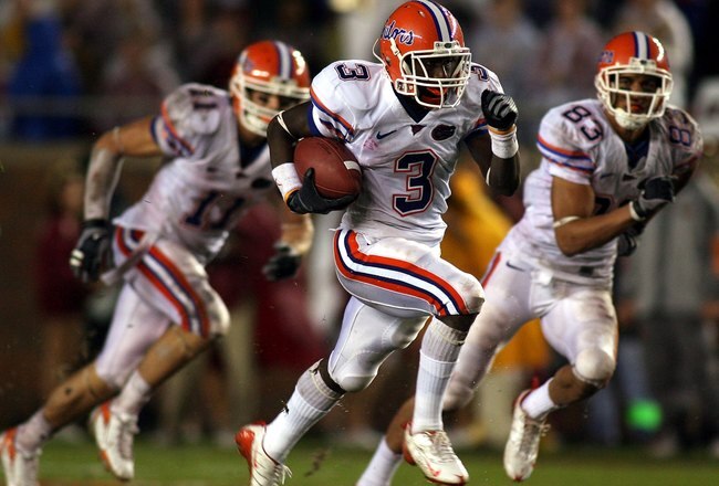 TALLAHASSEE, FL - NOVEMBER 29:  Running back Chris Rainey #3 of the Florida Gators runs the ball against the Florida State Seminoles at Bobby Bowden Field at Doak Campbell Stadium on November 29, 2008 in Tallahassee, Florida.  Florida defeated Florida State 45-15.  (Photo by Marc Serota/Getty Images)