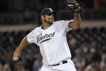 SAN DIEGO, CA - JUNE 7: Heath Bell #21 of the San Diego Padres pitches during the ninth inning of a baseball game against the Colorado Rockies at Petco Park on June 7, 2011 in San Diego, California.  (Photo by Denis Poroy/Getty Images)