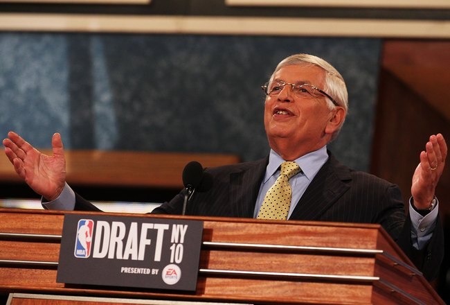 NEW YORK - JUNE 24:  NBA Commisioner David Stern speaks at the NBA Draft at Madison Square Garden on June 24, 2010 in New York, New York.  (Photo by Al Bello/Getty Images)